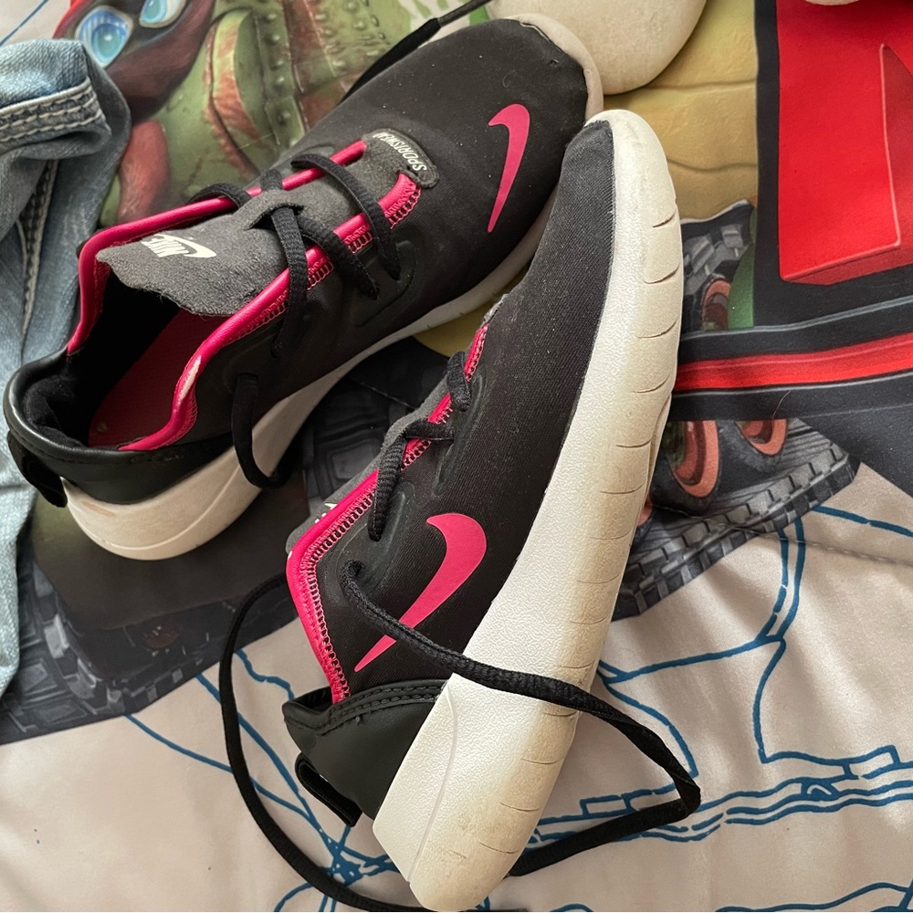 Nike shoes